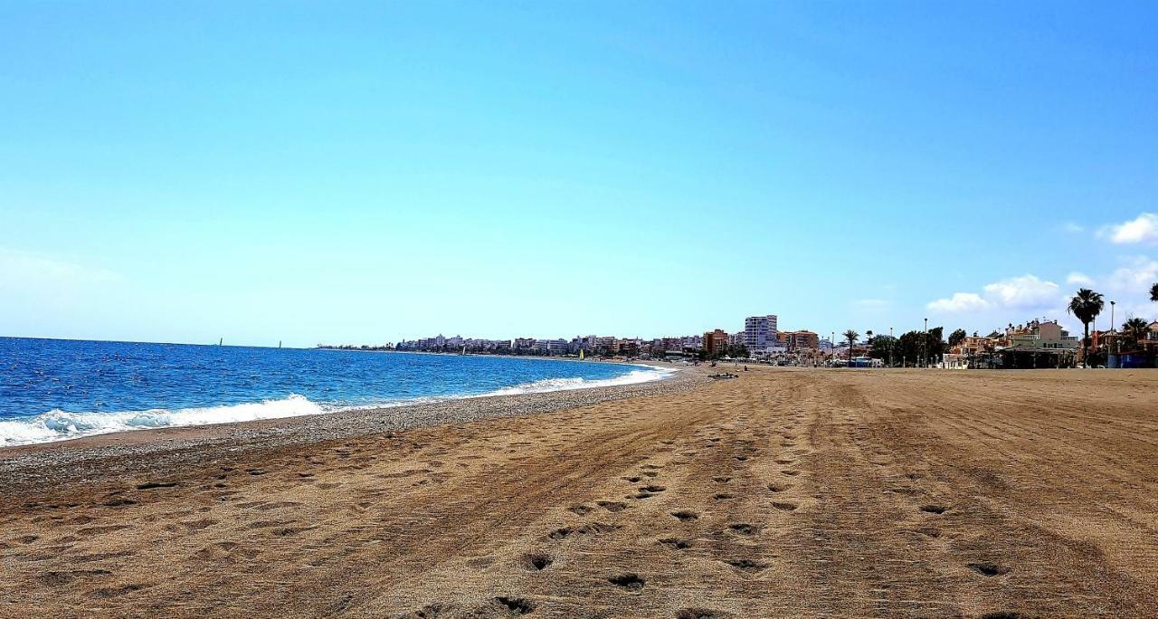Apartamento Stor Vaning I Caleta Hamn Torre Del Mar Exterior foto